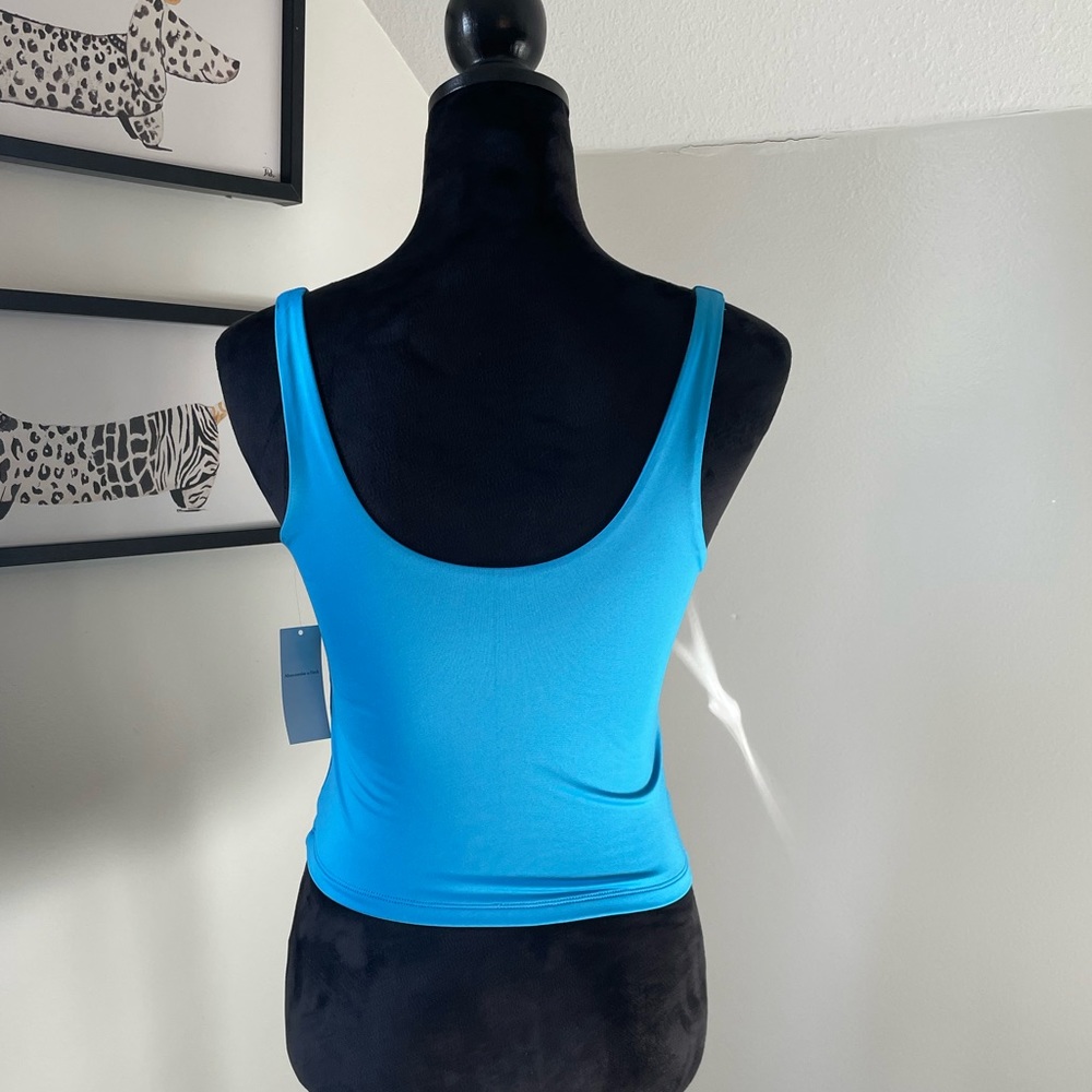 Abercrombie & Fitch small cropped top - Picture 2 of 6